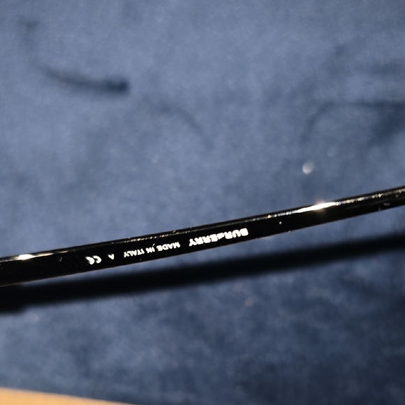 Burberry sunglasses - Picture 7 of 10